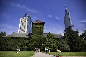 中央直管副部级建制的5所国内顶尖高校，特色专业过硬，学霸专属图片