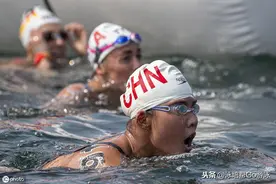 高手与初学者不同的游泳呼吸方式图片