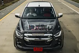 全新D-MAX推“新款”，1.9T双涡轮增压，碳纤维改造帅到没朋友图片