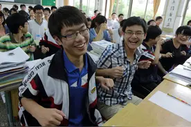 那一年，父亲送我去念书，一路惊险图片