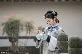 揭秘真正的“清宫”时尚：从服饰、妆容到护肤图片