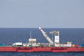 中国海上发射“一箭九星”意义重大！战时可迅速补充卫星图片