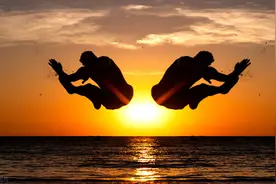 学习任正非“灰度思维”，适时与自己“和解”图片