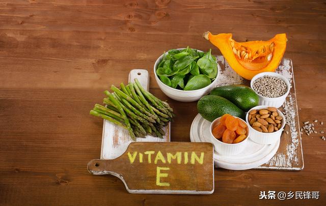 鸡群生理功能出现问题怎么办？维生素缺乏症别忽视，鸡农带来良方