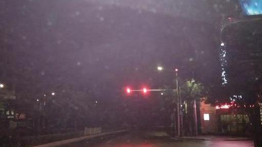 汽车上坡和下坡都用几档，怎么挂档最合适？老司机给了答案！