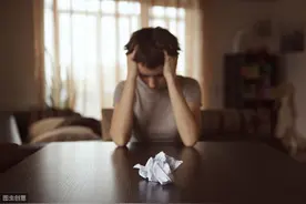 他不爱你就算了，别浪费时间，用心去寻找真正爱你的人，才是真图片