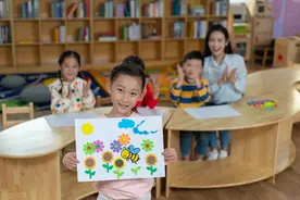 “课堂笔记”风靡中小学，好多家长买，专家担忧五类学生会遭殃图片