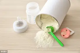 至少两年一全检！监管部门严查婴幼儿配方乳粉特殊食品图片