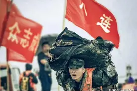 此刻，一起为中国军人转发，向他们说声：谢谢，辛苦了！图片