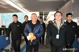 好人郭德纲图片