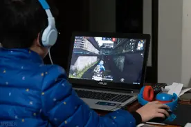 支付一瞬间，退款如登天！成年人网游充值退款难怎么破？图片