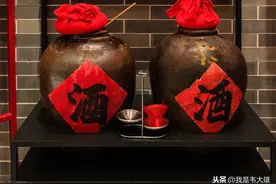 农村里的自酿酒，喝了不上头，一般卖5元到10元一斤图片