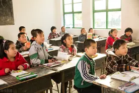 近几年目睹之怪现状：乡镇老师为什么越来越不愿意去县城了？图片