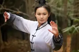 光影图说 | 练了太极的女子最美丽图片