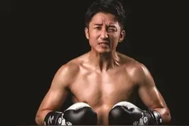 邹市明妻子身材有多傲人？依靠“挺胸照”走红，被誉为中国卡戴珊图片