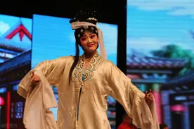 西门庆到底娶几个老婆，正妻2人，暗娼2人，寡妇3人，丫鬟1人图片