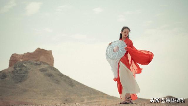 春草绿，离别时。最美飞花令——别