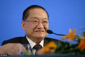 金庸去世，他的这部云集张敏黎姿邱淑贞的李连杰大片，却没了下文图片