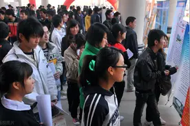 大学生放假在家，天天这个样子，家长焦急也要理解图片