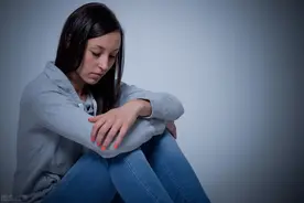 短篇小说：愚蠢的女人图片