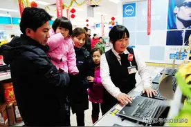 今天在街上偶遇初中的老同学，对比之下，让我心绪难平图片