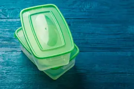 老板有点慌：一幅模具二十万？一次性餐盒模具该怎么验收？图片