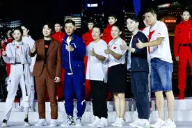 北京冬奥会特许款运动服发布，群星荟萃，都似衣架子图片