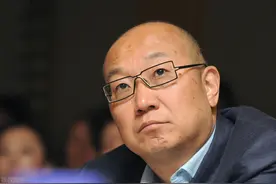 冯仑：能成事的人，往往有三个特征，看似不起眼，实则了不起图片