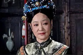 最惨琼瑶女主，遇渣男丧失生育能力，老公坠楼身亡，一生无儿无女图片