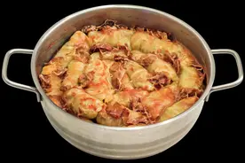 老坛酸菜牛肉面图片