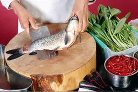 一勺盐有10大妙用，家务轻松解决，知道后少花冤枉钱，值得收藏图片