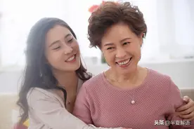 儿结婚父母让女儿出十万彩礼：有多少女儿，成了父母贴儿的取款机图片
