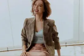 俞飞鸿陈数太优雅，中年跟她们学穿搭准没错，时尚大气美出新高度图片