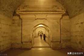 晚清皇权用胡萝卜与大棒控制局面，晚明皇权则大权旁落图片