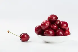 为什么车厘子能卖的那么贵？它和国产樱桃有什么关系？图片