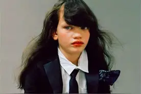 高级脸未必精致，9岁乌克兰女孩长着塌鼻子，却成为了超级模特图片