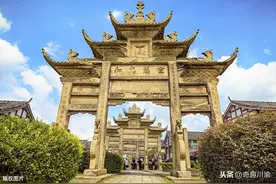 四川与重庆最亲密的两座城市：名字仅一字之差，发展差距却很大图片