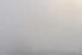 澳大利亚维州发布低温预警 墨尔本被浓雾笼罩图片