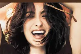 怎么样才能提升气质？“茶系风格”穿搭，优雅时髦太高级图片