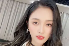 吴宣仪跳舞舔手指引热议！嘉宾表情成亮点，男偶像模仿动作还遭批图片