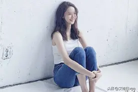 29岁林允儿这次穿对了，露脐装牛仔裤尽显超模身材，谁说她身材差图片