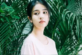 修身T恤过时了，今年流行的是“男友风”T恤，夏季女生们都爱穿它图片