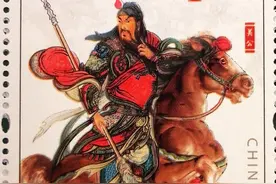 贬周瑜骂曹操只字不提关羽，却是吉林北山关帝庙大戏台的楹联图片
