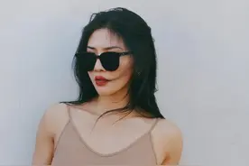 国产健身女神，120斤肌肉健美，单臂可夹爆苹果，好有安全感图片