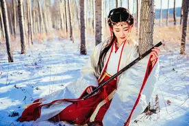 故事：“我身无长物，索性把自己赔给姑娘可好”男神太撩人图片