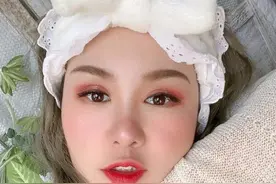 励志女孩易文君，从206斤瘦到124斤，边哭边跑，像极了人生图片