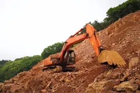 开挖机十年的“老司机”总结了挖机市场变化，太真实了图片
