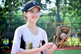 2020最美高考状元高溪屿，颜值不输奶茶妹妹，北大学长都沸腾了图片