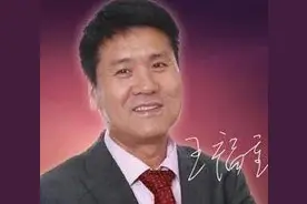 刚刚，这个公然辱骂农民对国家无用的博士被曝光了图片