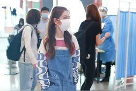 新造型太可爱！邓紫棋穿“麻袋裤”更显矮小，身形圆鼓鼓呆萌十足图片